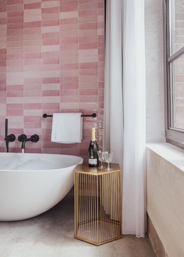 Cousins Boutique Hotel Маастрихт Экстерьер фото